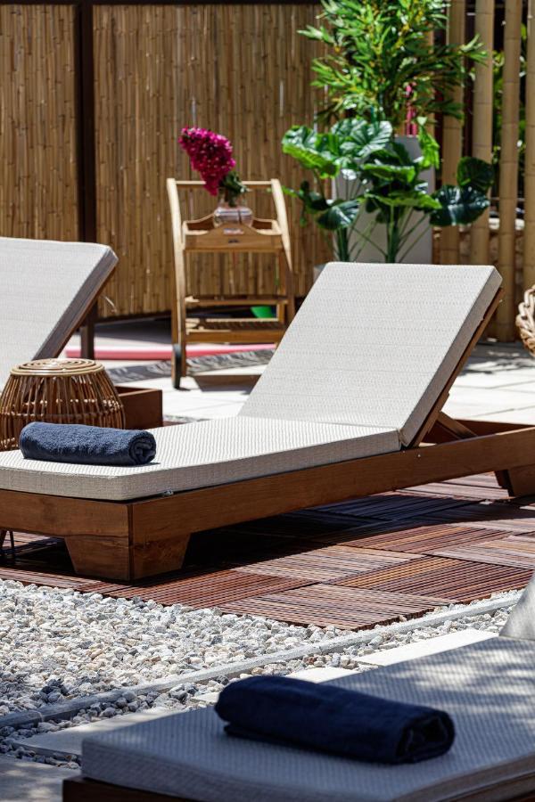 Villa Seashell -Wonderful Newly Renovated Villa On The Beach Galatas  Экстерьер фото